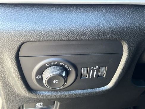 New 2026 Jeep Grand Cherokee Limited w/ Limited Altitude Package image 23