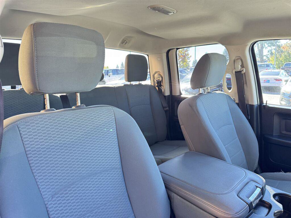 Used 2016 RAM 1500 ST w/ SXT Appearance Group AWD/4WD image 20