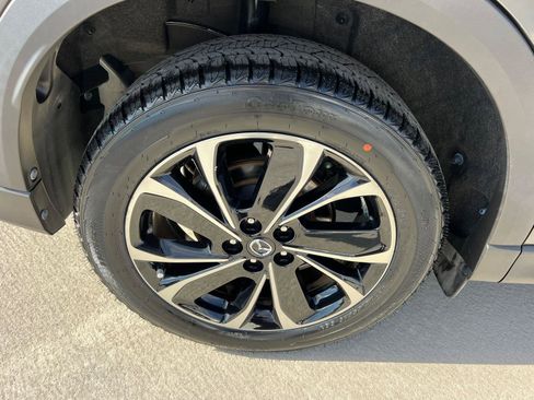 Used 2023 MAZDA CX-5 AWD 2.5 S w/ Premium Package image 17