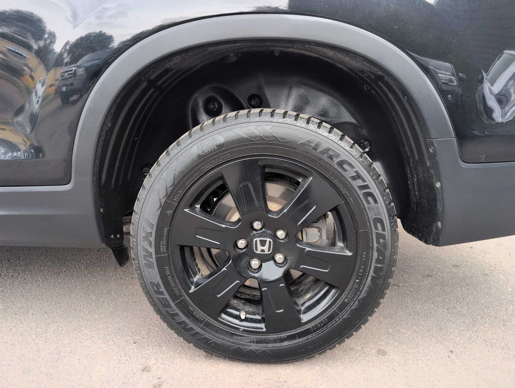 Used 2017 Honda Ridgeline Black Edition image 15