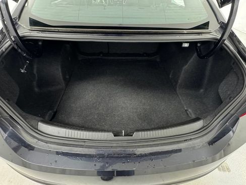 Used 2023 Chevrolet Malibu LT FWD image 15