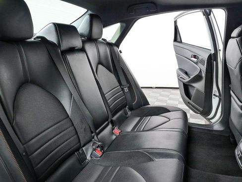 Used 2021 Toyota Avalon XSE FWD image 20