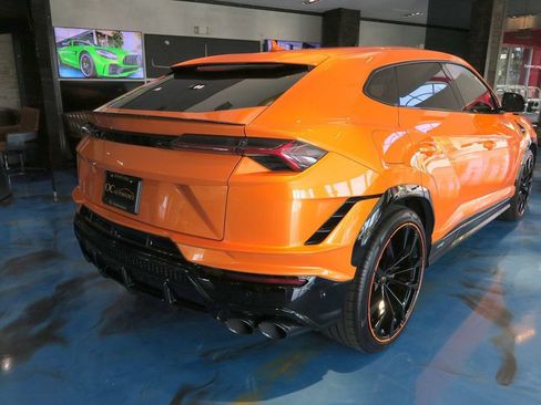 Used 2024 Lamborghini Urus S AWD/4WD image 39
