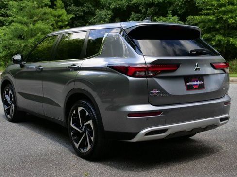 Used 2022 Mitsubishi Outlander SE FWD image 20