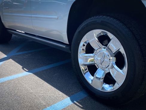 Used 2016 Chevrolet Tahoe LTZ AWD/4WD image 10