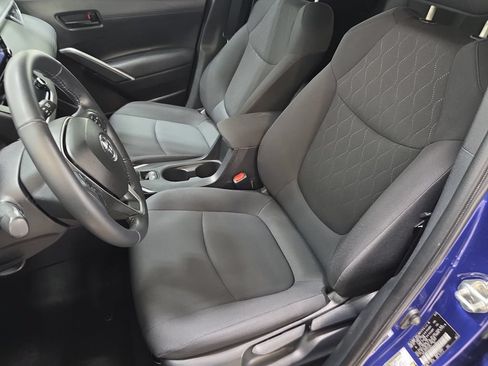 Used 2022 Toyota Corolla Cross LE AWD/4WD image 14