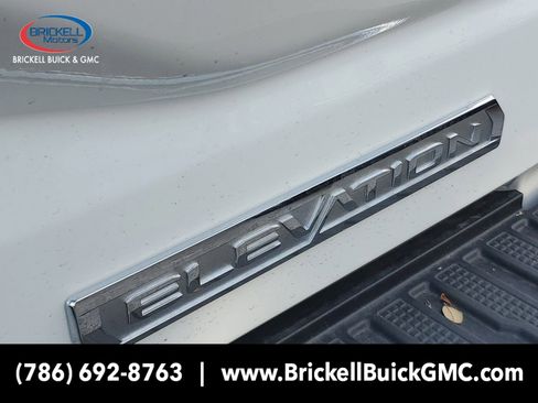 New 2026 GMC Sierra 1500 Elevation image 7