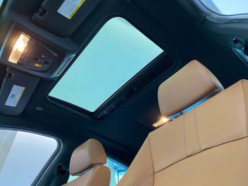 Used 2017 BMW X4 M40i image 14