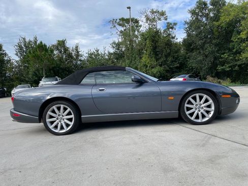 Used 2005 Jaguar XK8 Convertible image 16
