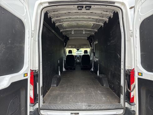 Used 2023 Ford Transit 250 148 High Roof Extended w/ Load Area Protection Package RWD image 8