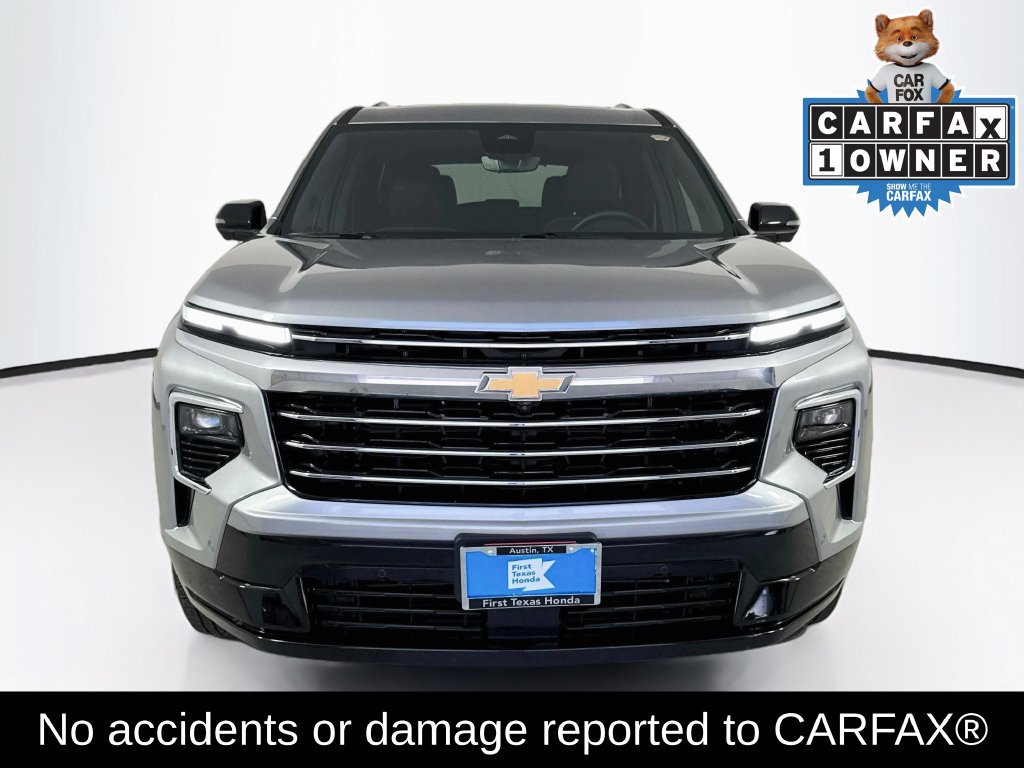 Used 2025 Chevrolet Traverse High Country AWD/4WD image 2
