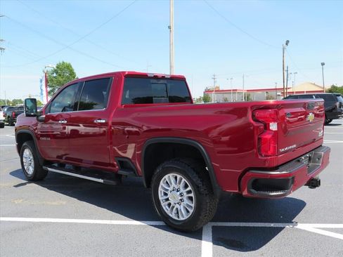 Used 2023 Chevrolet Silverado 2500 High Country w/ Technology Package AWD/4WD image 5