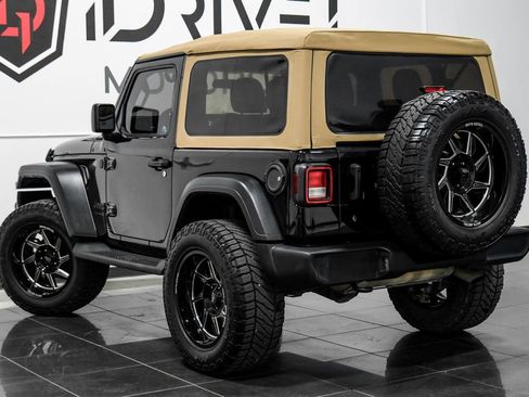 Used 2020 Jeep Wrangler Sport AWD/4WD image 12