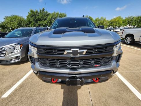 Used 2024 Chevrolet Silverado 1500 LT Trail Boss w/ Protection Package AWD/4WD image 2