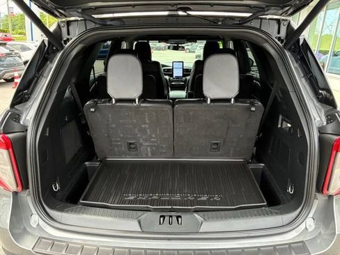 Certified 2023 Ford Explorer ST w/ Equipment Group 401A AWD/4WD image 11