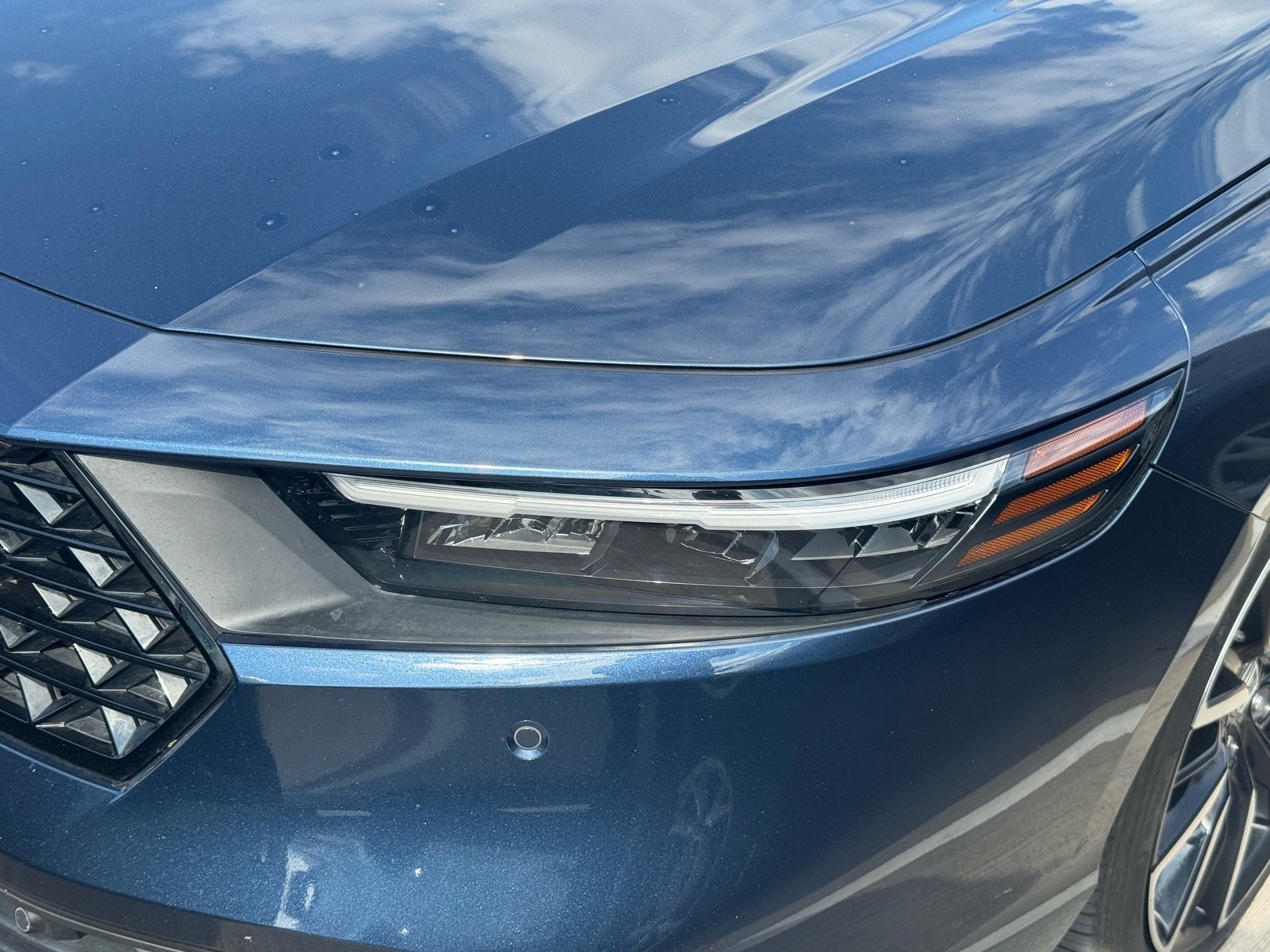 Used 2023 Honda Accord Touring image 6