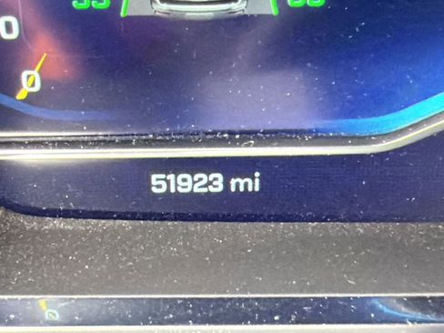 Certified 2024 Chevrolet Tahoe Z71 w/ Luxury Package image 19