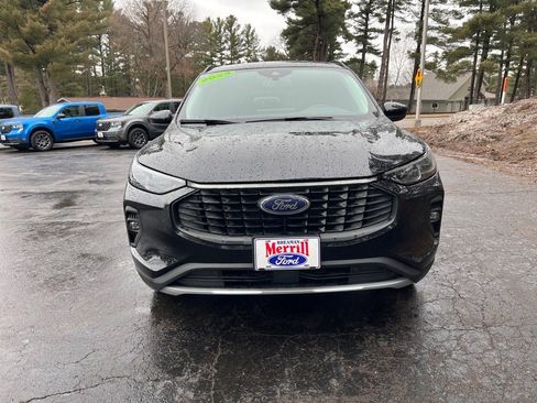 Used 2025 Ford Escape Platinum image 2