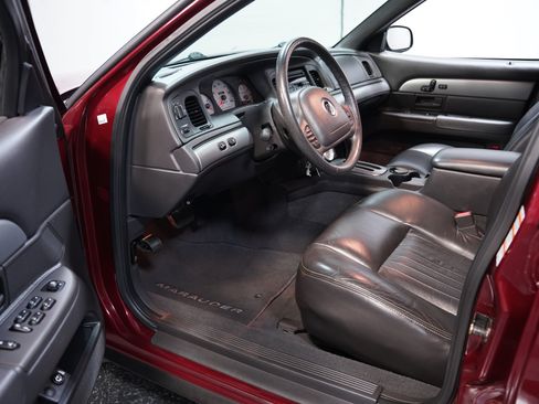 Used 2004 Mercury Marauder RWD image 4