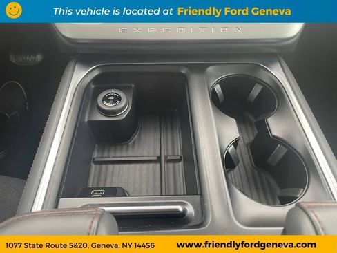 Used 2025 Ford Expedition Max Active AWD/4WD image 23