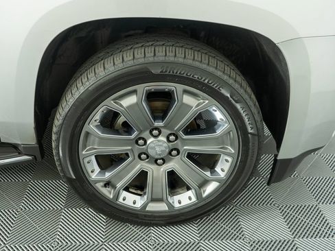 Used 2015 GMC Yukon Denali w/ Open Road Package AWD/4WD image 37