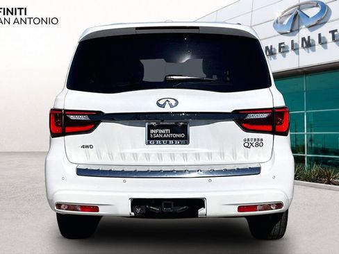 Certified 2024 INFINITI QX80 Sensory AWD/4WD image 5