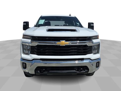 Used 2025 Chevrolet Silverado 2500 LT w/ Convenience Package image 3
