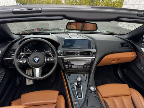 Used 2017 BMW 650i Convertible image 31