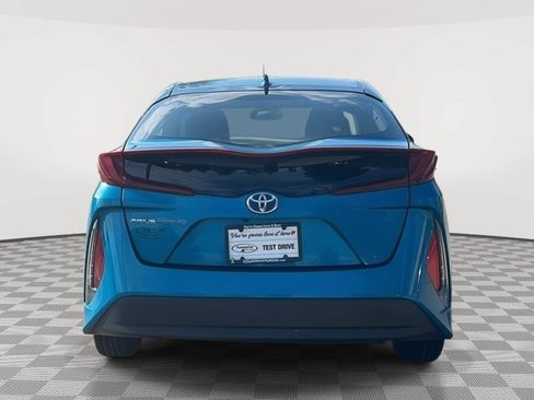 Used 2017 Toyota Prius Prime Premium FWD image 5