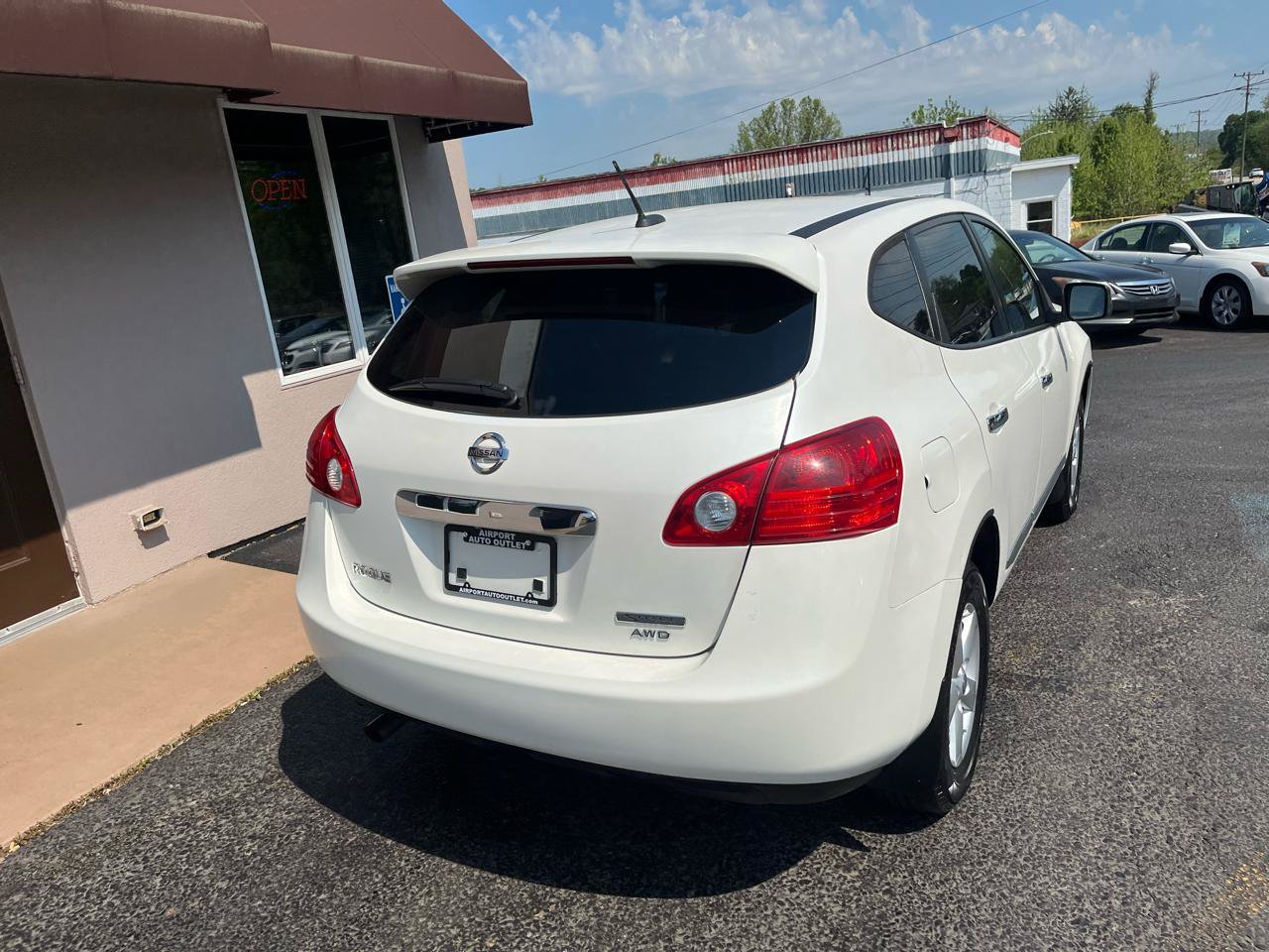 Used 2012 Nissan Rogue S w/ Special Edition Pkg AWD/4WD image 6