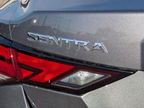 Used 2021 Nissan Sentra SV FWD image 30