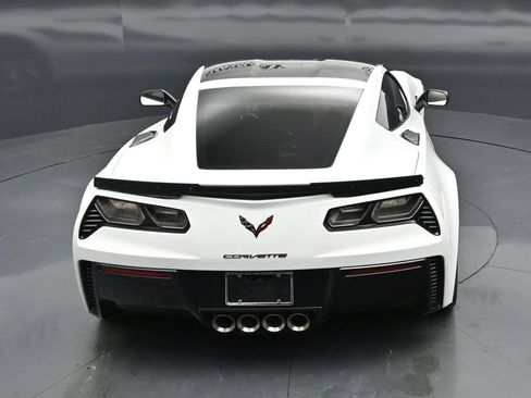 Used 2018 Chevrolet Corvette Z06 RWD image 23