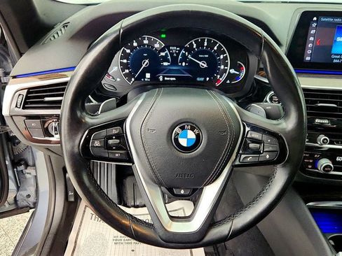 Used 2018 BMW 530i xDrive image 14