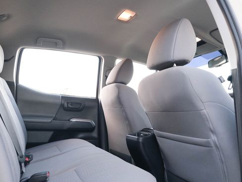 Used 2019 Toyota Tacoma SR5 image 23