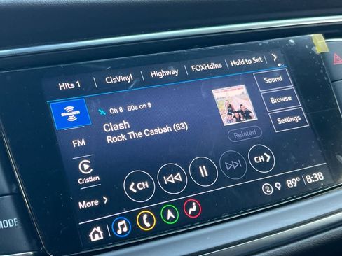 Used 2023 Buick Enclave Avenir w/ Avenir Technology Package image 34