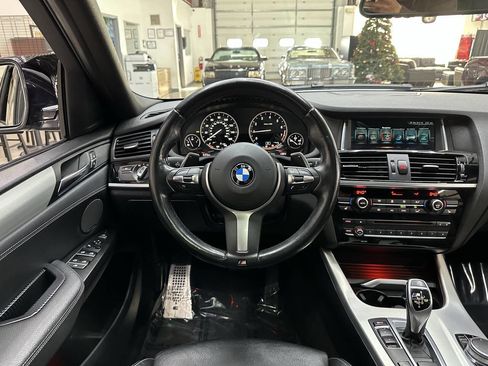 Used 2017 BMW X4 M40i w/ Technology Package image 19