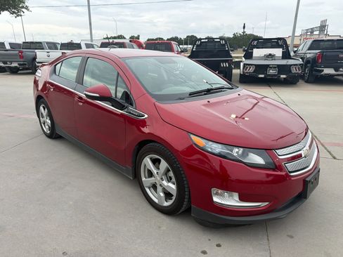 Used 2015 Chevrolet Volt w/ Enhanced Safety Package 1 FWD image 5
