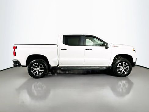 Used 2019 Chevrolet Silverado 1500 LT Trail Boss w/ Convenience Package AWD/4WD image 9