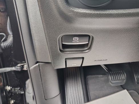 Certified 2024 Jeep Grand Cherokee L Altitude image 25