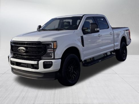 Used 2021 Ford F350 Lariat image 3