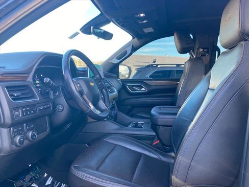 Used 2022 Chevrolet Suburban High Country image 14