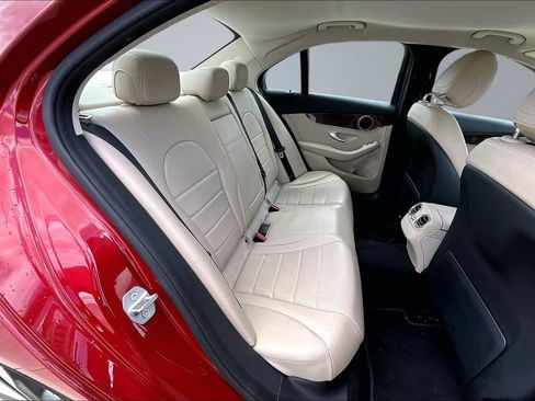 Used 2016 Mercedes-Benz C 350e Sedan image 18