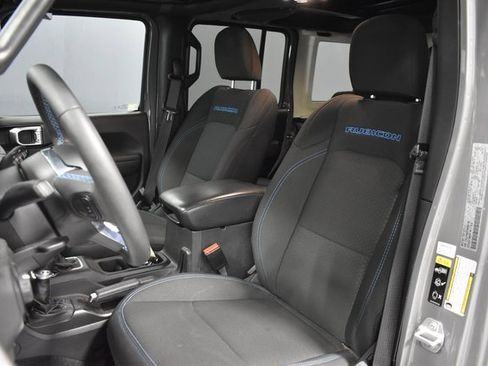 Used 2023 Jeep Wrangler Unlimited Rubicon 4xe w/ Safety Group image 5