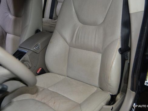 Used 2007 Volvo V70 2.4 FWD image 16