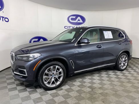 Used 2022 BMW X5 sDrive40i w/ Luxury Seating Package image 7