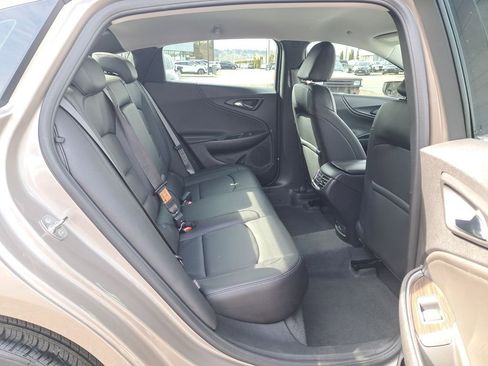 Used 2024 Chevrolet Malibu LT FWD image 15