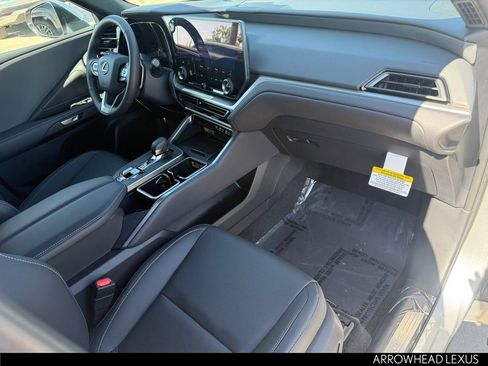 New 2026 Lexus TX 350 FWD image 32