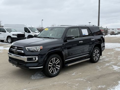 Used 2020 Toyota 4Runner Limited image 3