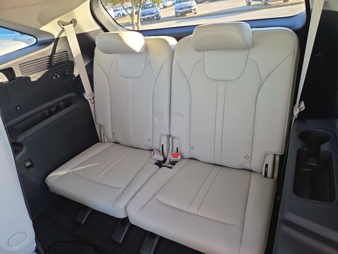 New 2026 Kia Sorento EX image 9