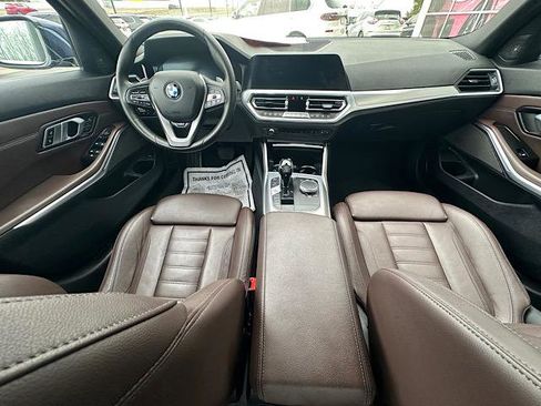 Used 2020 BMW 330i xDrive Sedan w/ Premium Package image 20
